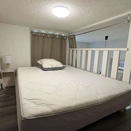 Apartamento 4-6 Pers, Exposé Sud, Parking, Balcon, Proche Navette Gratuites, Râtelier à - Fr-1-401-152